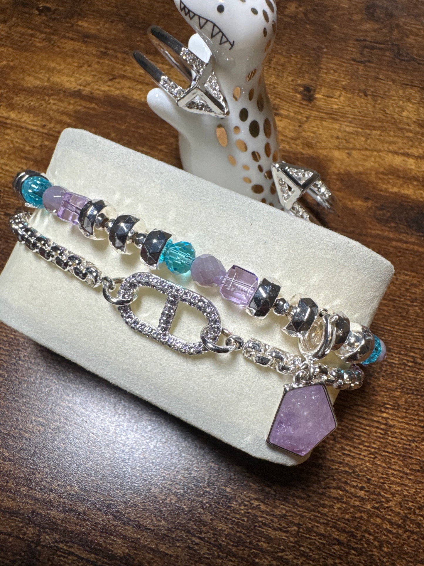 The Grace of a Queen- stack