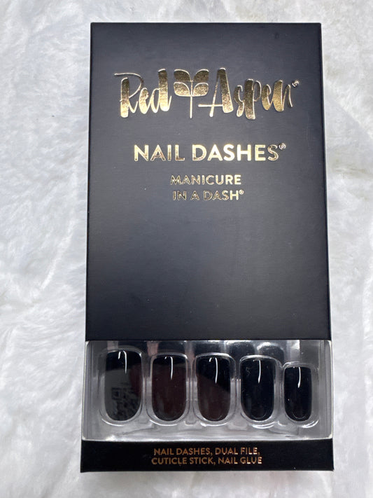 Anna’s black tie affair